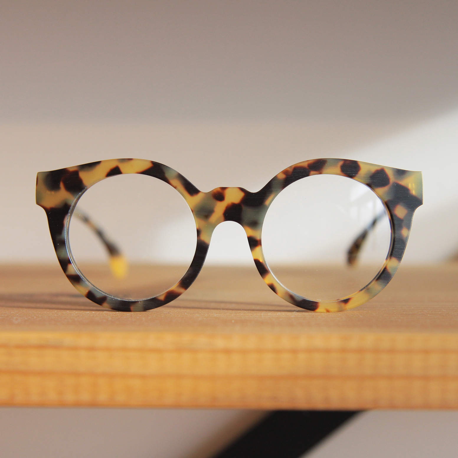 jacques durand.(ジャックデュラン)―AIXのご紹介 | Mimosa Optique  