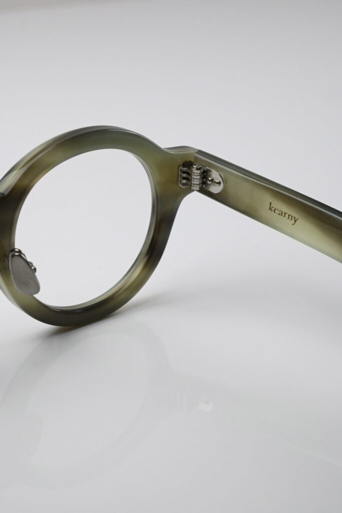 カーニー kearny 鯖江産 鯖江眼鏡 国産眼鏡 長野メガネ 長野市 権堂駅 長野駅 mimosaoptique 丸眼鏡 セルロイド 太セル サングラス メガネ glasses sunglasses カラーレンズ KONIDE コニーデ コニーデ火山 成層火山