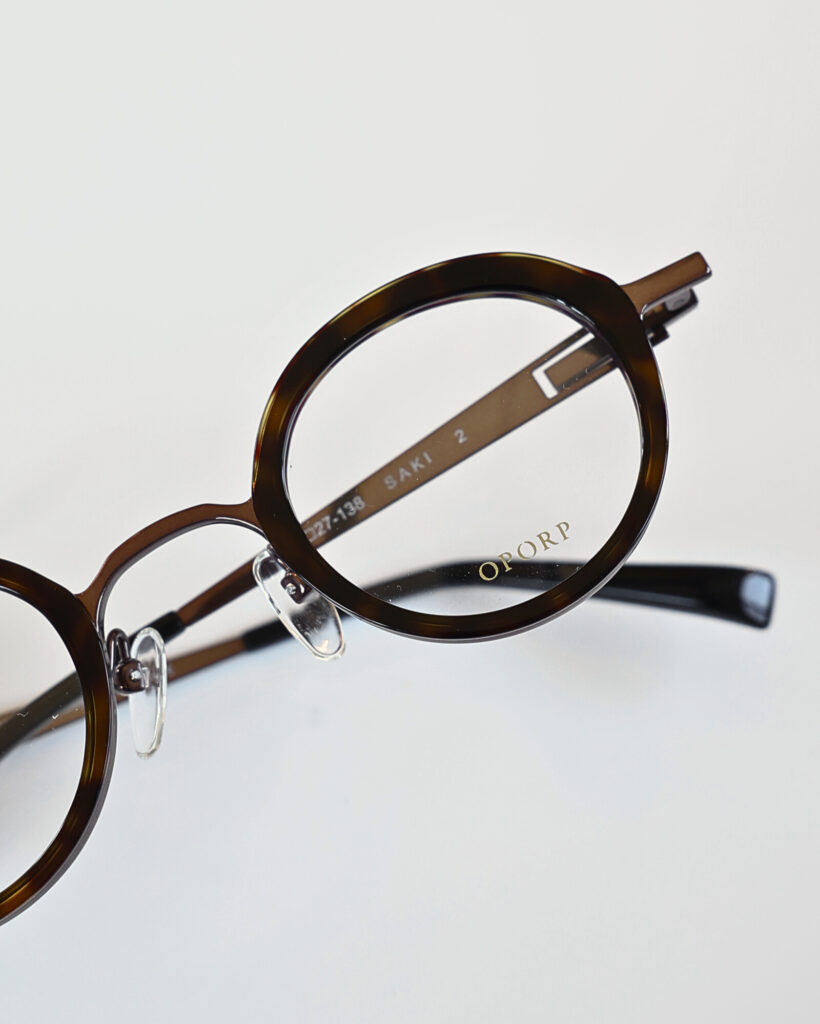 OPORP オポープ propo プロポ 女性 眼鏡 可愛い 小さめ メタルフレーム コンビネーションフレーム ボストン ウェリントン オーバル 強度近視 鯖江 国産メガネ 日本 SAKI