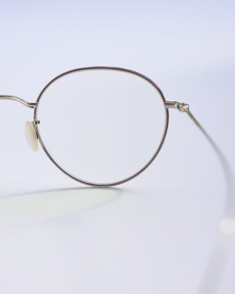 10eyevan（テンアイヴァン）のリム内側